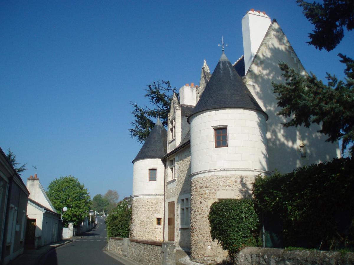 Manoir Du Rouvre Hotel Mettray Eksteriør billede