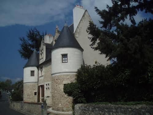 Manoir Du Rouvre Hotel Mettray Eksteriør billede